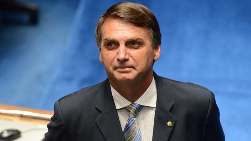 Bolsonaro Anuncia Possível Decreto Para Facilitar Posse De Arma A Quem Não Tem Antecedente