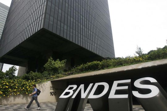 Venezuela, Moçambique e Cuba devem R$ 1,8 bi em pagamentos atrasados ao BNDES